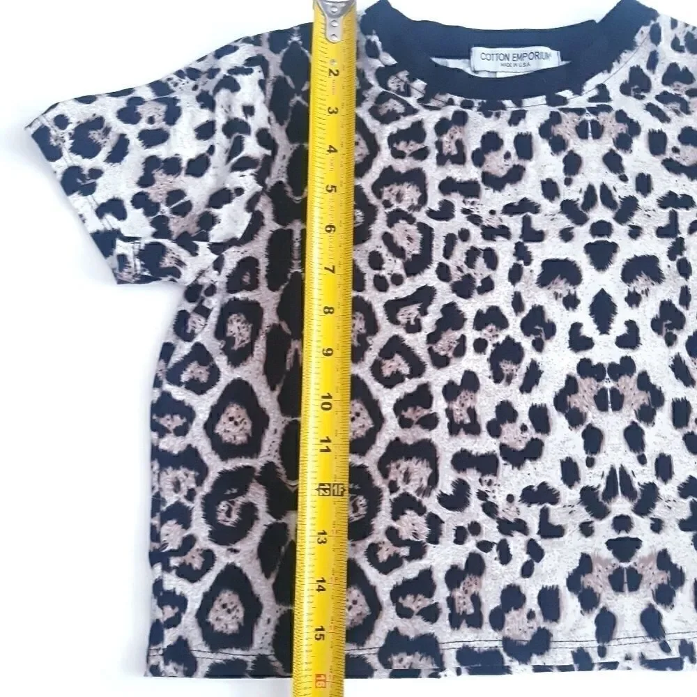 CottonβEmporiumβLeopardβAnimalΒ PrintβCropβTop - Picture 4 of 6